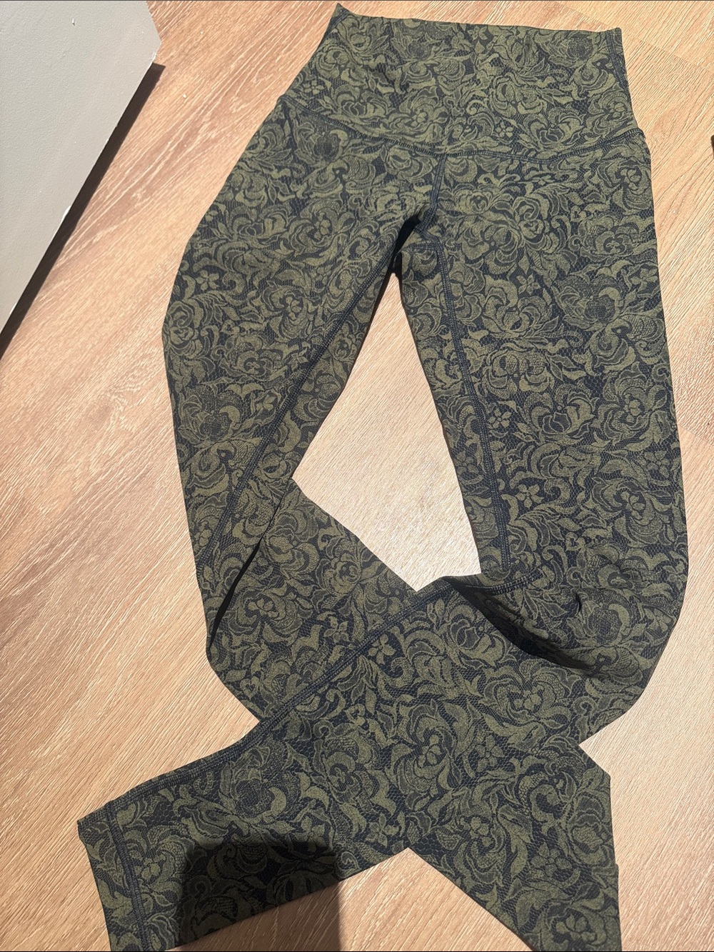 Patterned Olive Green High-Waist Lululemon Leggings